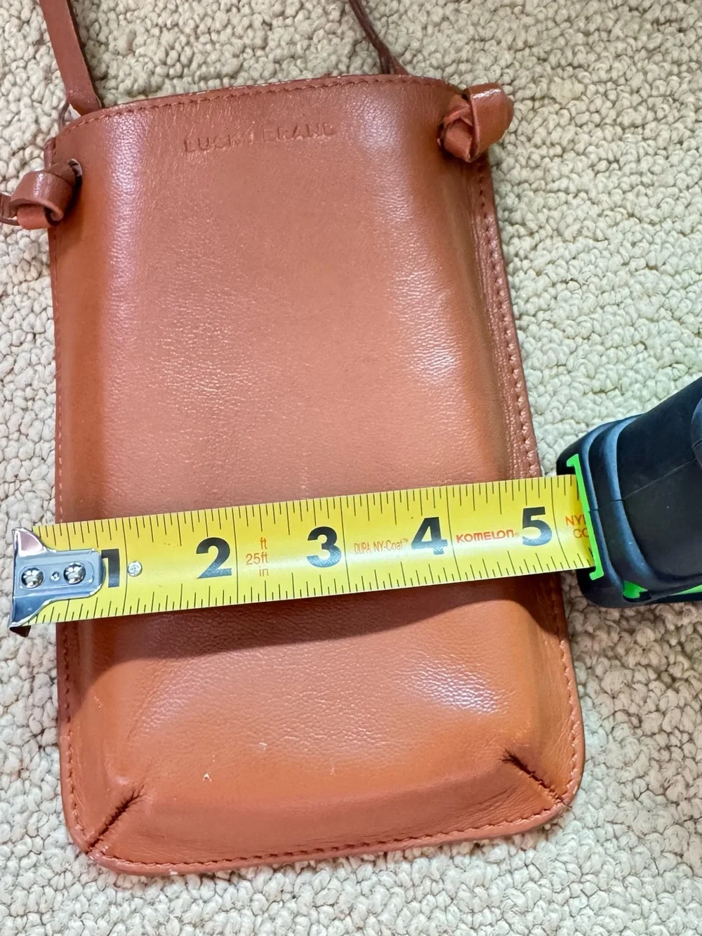 Lucky brand Leather Crossbody Phone Pouch in Brown